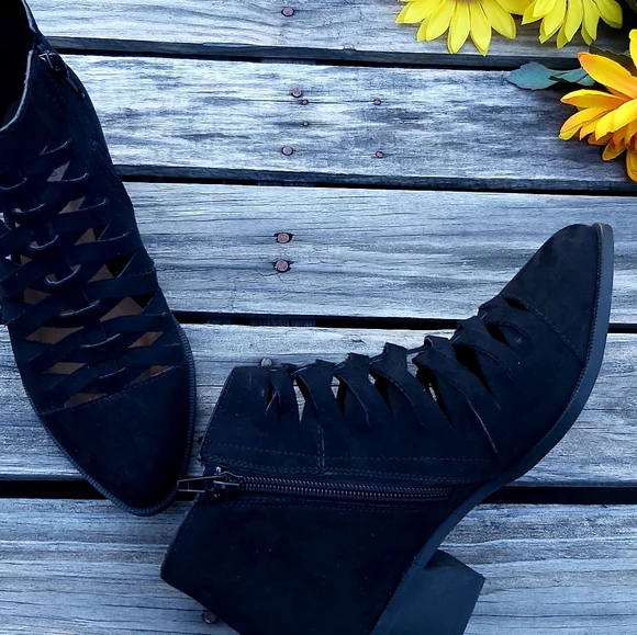 Qupid Black Summer Booties - Picture 4 of 8